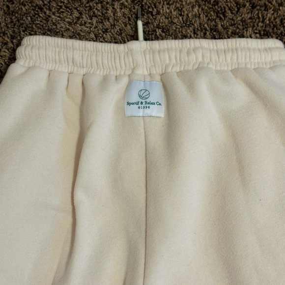 Princess Polly Sweatpants ✨ - Picture 6 of 7